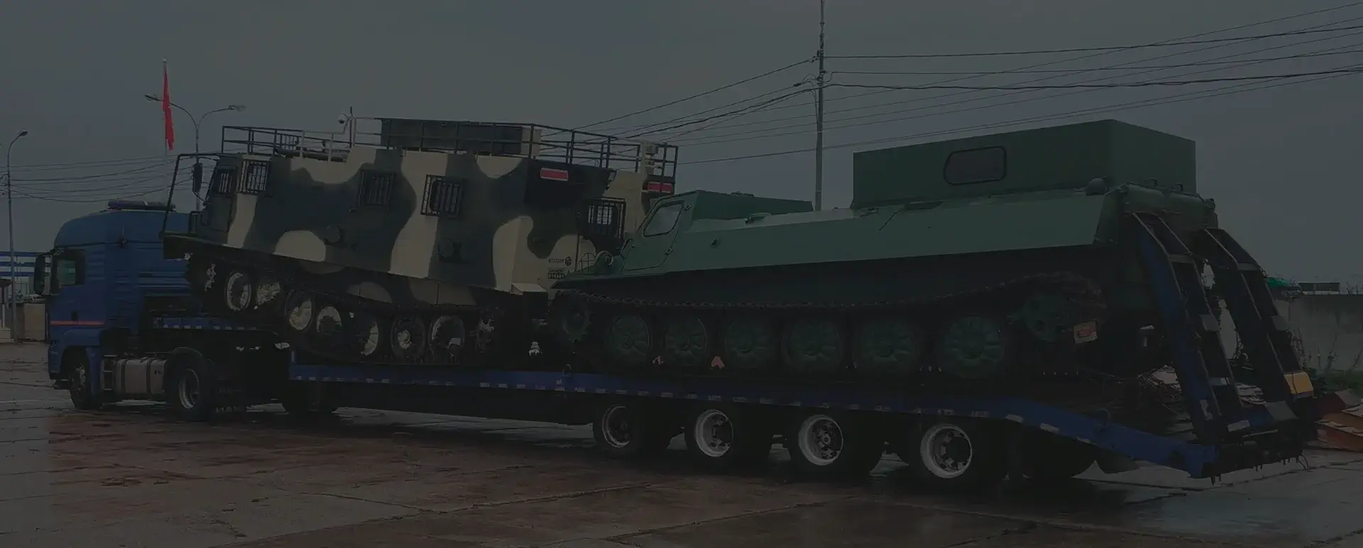 Транспортировка танков и ракет в рабочем поселке Медногорский (Северо-Кавказский округ - Карачаево-Черкесская Республика (Карачаево-Черкесия)) с соблюдением секретности.